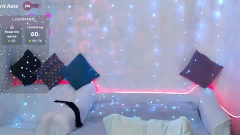 mia_sunn online show from 14, 6, 2026