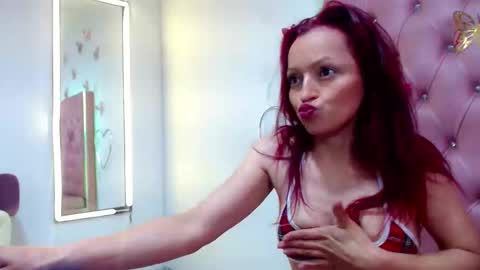 mia online show from 13, 4, 2026