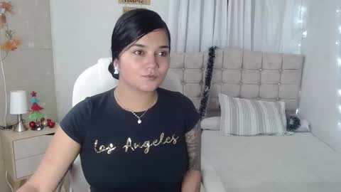 Mia  online show from 11, 1, 2026