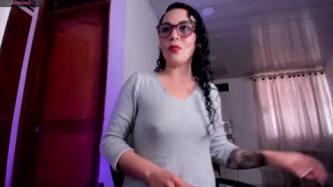 MIA  online show from 18, 6, 2026