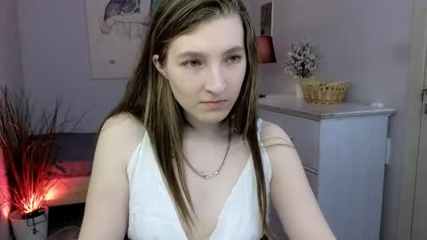 Snapshot of mia_weawer chatting on 29, 11, 2025 Mia online show from 29, 11, 2025