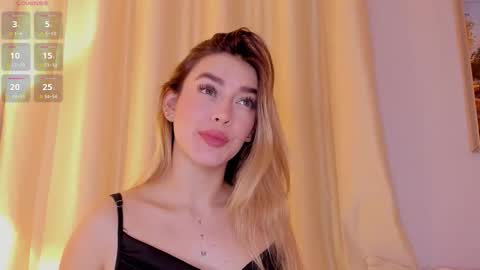 Mia White  online show from 20, 3, 2026