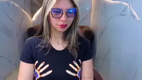 Snapshot of miaa_cn chatting on 14, 7, 2026 miaa_cn online show from 14, 7, 2026