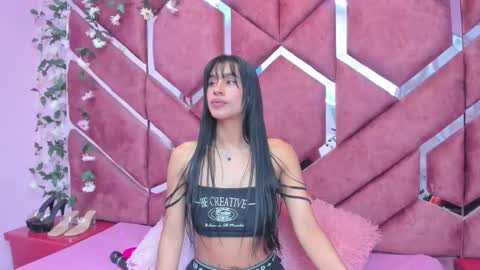 miaa_davis_ online show from 30, 5, 2026