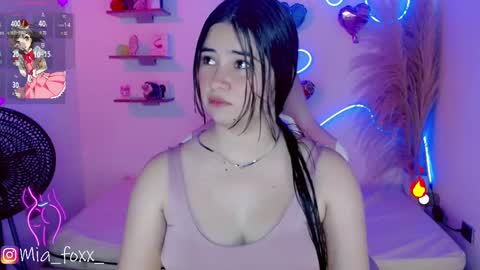 Mia online show from 16, 2, 2025