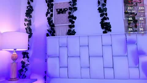 Snapshot of miaa_gh1 chatting on 7, 5, 2026 Mia online show from 7, 5, 2026