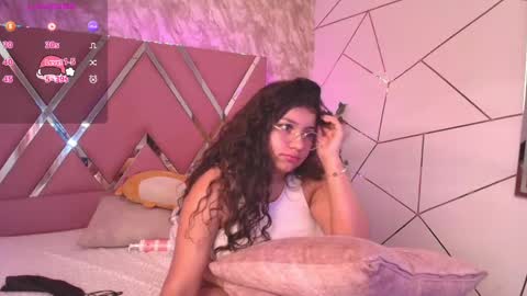 Snapshot of miaa_smiith1 chatting on 19, 12, 2024 miaa_smiith1 online show from 19, 12, 2024