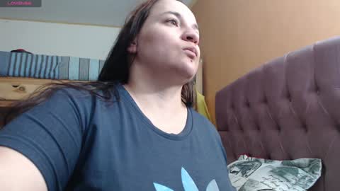 Snapshot of miaabrownn chatting on 12, 1, 2025 MIA online show from 12, 1, 2025