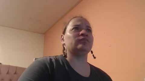 Snapshot of miaabrownn chatting on 18, 2, 2025 MIA online show from 18, 2, 2025