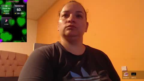 Snapshot of miaabrownn chatting on 4, 3, 2025 MIA online show from 4, 3, 2025