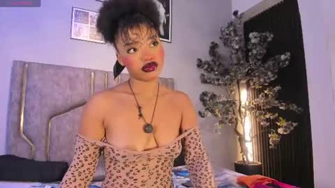 Snapshot of miaakittyy chatting on 16, 7, 2026 miaakittyy online show from 16, 7, 2026
