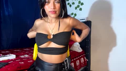 miaandluciferxxx online show from 30, 1, 2025