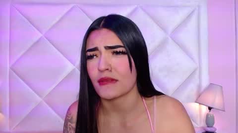 Snapshot of miaasmiith_ chatting on 9, 10, 2025 Alexandra online show from 9, 10, 2025