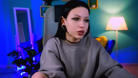 Snapshot of miacain_ chatting on 28, 9, 2025 MiaCain online show from 28, 9, 2025