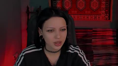 Snapshot of miacain_ chatting on 30, 9, 2025 MiaCain online show from 30, 9, 2025