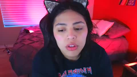 Mia online show from 25, 12, 2024