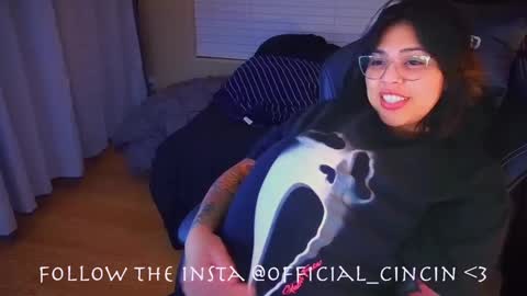 Mia online show from 6, 2, 2025