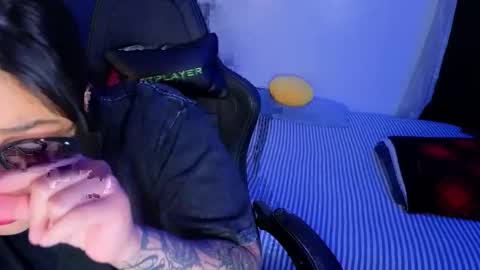 Mia online show from 16, 3, 2026