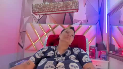 Snapshot of miacapucci1 chatting on 8, 3, 2025 online show from 8, 3, 2025