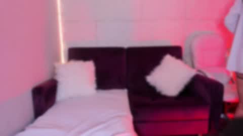 mia online show from 5, 2, 2026