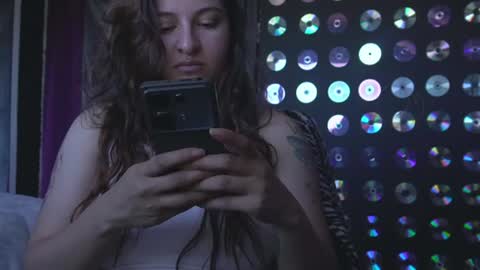 Snapshot of miadimota chatting on 11, 6, 2026 Mia online show from 11, 6, 2026