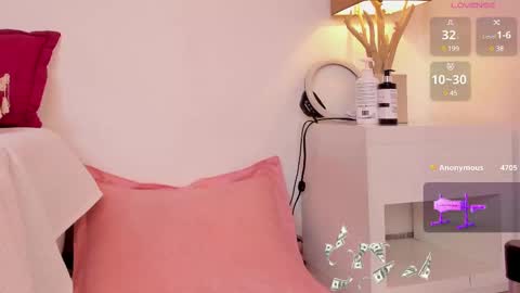 Call me Mia online show from 15, 2, 2025