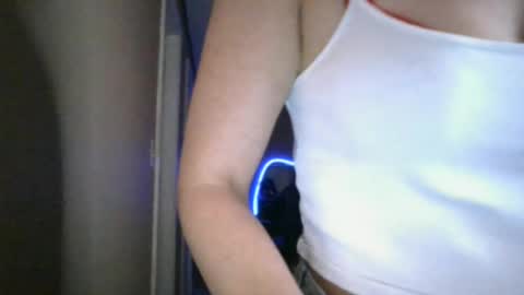 miaellababy online show from 2, 7, 2026