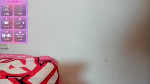Snapshot of miaevans0 chatting on 8, 5, 2026 evans online show from 8, 5, 2026