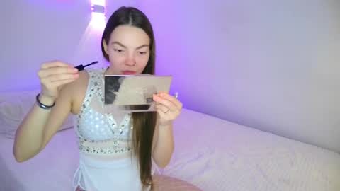 Mia online show from 8, 5, 2026