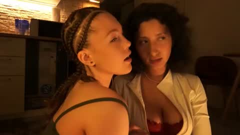 Mia online show from 2, 8, 2026