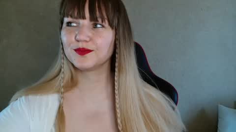 MiaFoxisJa online show from 11, 9, 2025