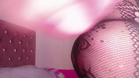 mia online show from 24, 2, 2026