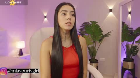 Mia Gomez online show from 16, 10, 2025