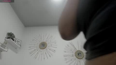 Miah Collins online show from 28, 10, 2025