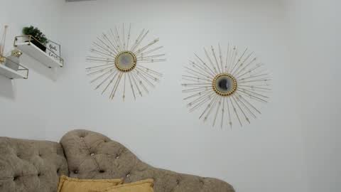 Miah Collins online show from 6, 2, 2026