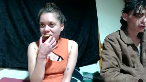 Snapshot of miahells chatting on 21, 4, 2026 Mia Sam online show from 21, 4, 2026