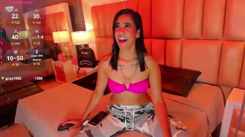 Snapshot of miakarsson chatting on 24, 7, 2026 Mia online show from 24, 7, 2026