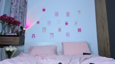 Snapshot of miakeler chatting on 17, 6, 2026 milanaaaa online show from 17, 6, 2026
