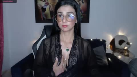 Alejandra khalifa online show from 22, 12, 2024