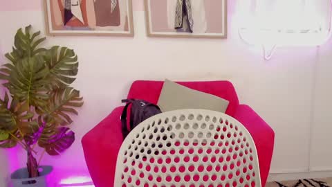 Mia Khalifa online show from 9, 1, 2026