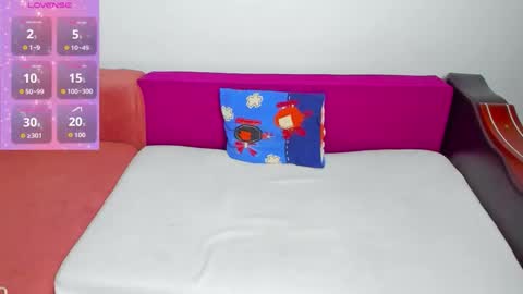 Mia Kittyy online show from 11, 10, 2025