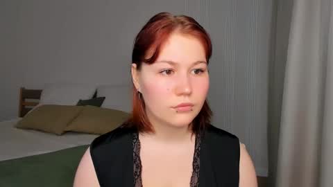mialacrice online show from 19, 5, 2026