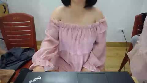 Mia online show from 28, 11, 2025