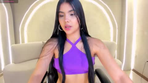 Call me Mia  online show from 6, 2, 2026