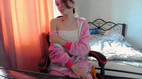 Snapshot of miameowkiss chatting on 24, 3, 2026 Mia online show from 24, 3, 2026