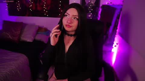 Snapshot of miami_18_ chatting on 14, 7, 2026 Lili online show from 14, 7, 2026