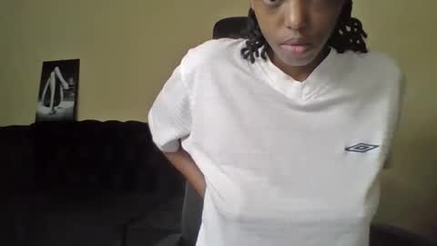 Snapshot of miami_muffin chatting on 19, 4, 2026 Muffin online show from 19, 4, 2026