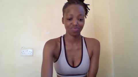 Snapshot of miami_muffin chatting on 28, 5, 2026 Muffin online show from 28, 5, 2026