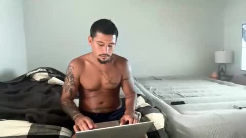 miamiclos1 online show from 30, 5, 2026