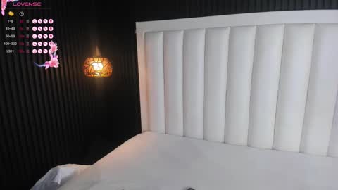 Mia Mistrex online show from 10, 9, 2025